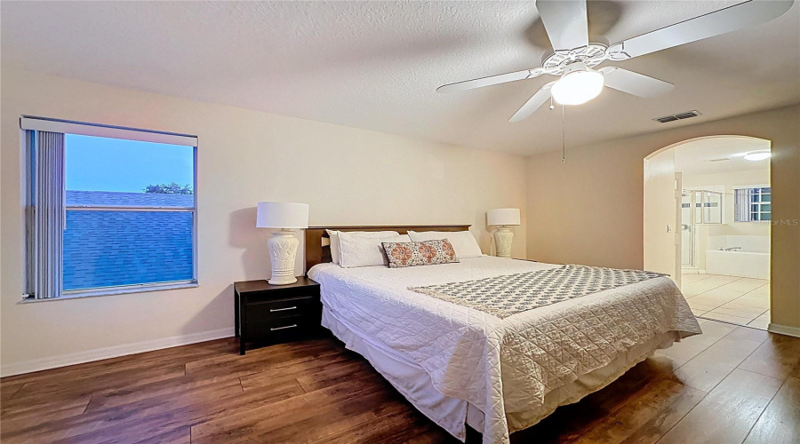 KISSIMMEE, Florida 34746, 5 Bedrooms Bedrooms, ,3 BathroomsBathrooms,Residential,For Sale,CUMBRIAN LAKES,0,MFRG5104929