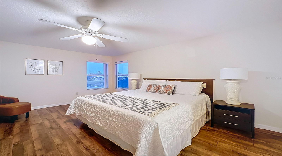 KISSIMMEE, Florida 34746, 5 Bedrooms Bedrooms, ,3 BathroomsBathrooms,Residential,For Sale,CUMBRIAN LAKES,0,MFRG5104929