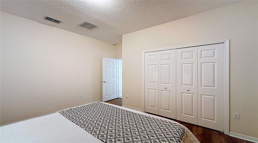 KISSIMMEE, Florida 34746, 5 Bedrooms Bedrooms, ,3 BathroomsBathrooms,Residential,For Sale,CUMBRIAN LAKES,0,MFRG5104929