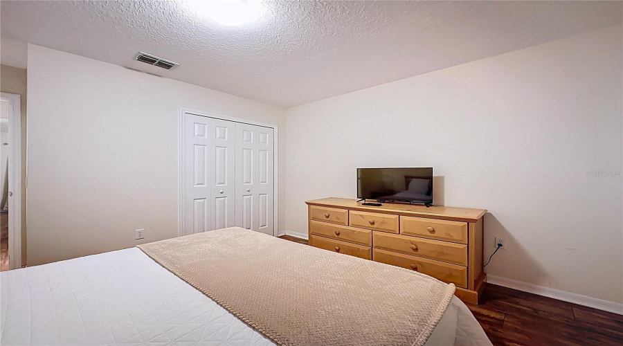 KISSIMMEE, Florida 34746, 5 Bedrooms Bedrooms, ,3 BathroomsBathrooms,Residential,For Sale,CUMBRIAN LAKES,0,MFRG5104929