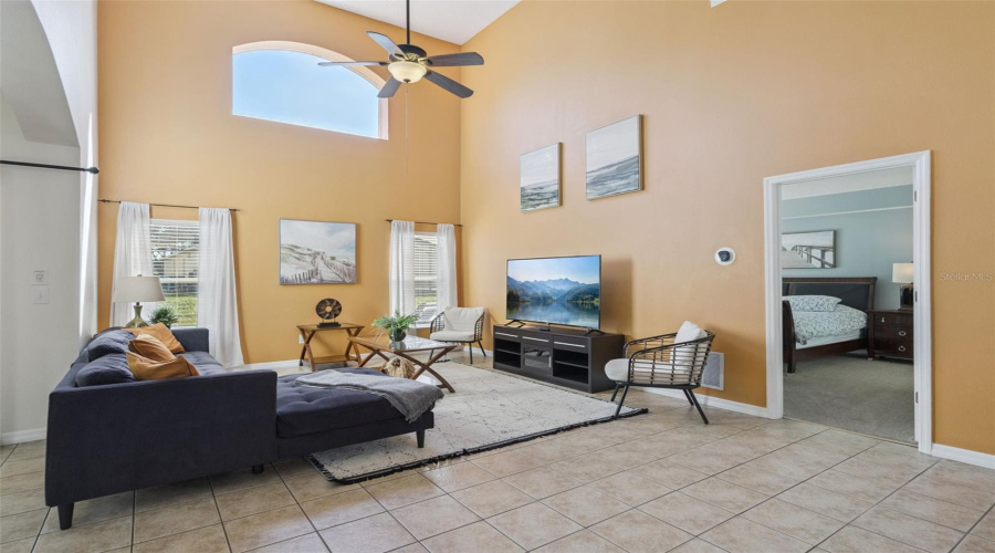 KISSIMMEE, Florida 34747, 5 Bedrooms Bedrooms, ,4 BathroomsBathrooms,Residential,For Sale,SUNRISE KEY,0,MFRS5139032