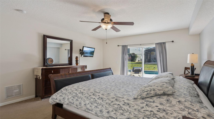 KISSIMMEE, Florida 34747, 5 Bedrooms Bedrooms, ,4 BathroomsBathrooms,Residential,For Sale,SUNRISE KEY,0,MFRS5139032