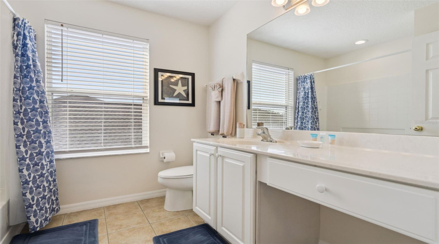 KISSIMMEE, Florida 34747, 5 Bedrooms Bedrooms, ,4 BathroomsBathrooms,Residential,For Sale,SUNRISE KEY,0,MFRS5139032