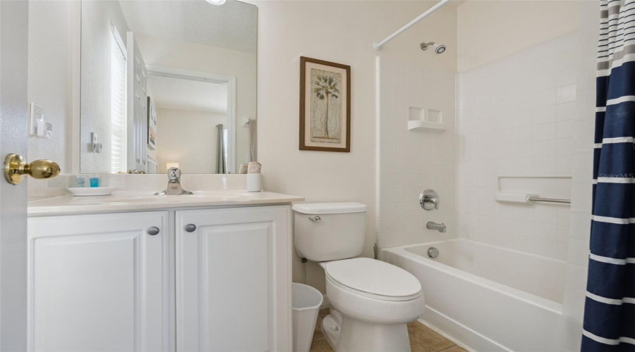 KISSIMMEE, Florida 34747, 5 Bedrooms Bedrooms, ,4 BathroomsBathrooms,Residential,For Sale,SUNRISE KEY,0,MFRS5139032