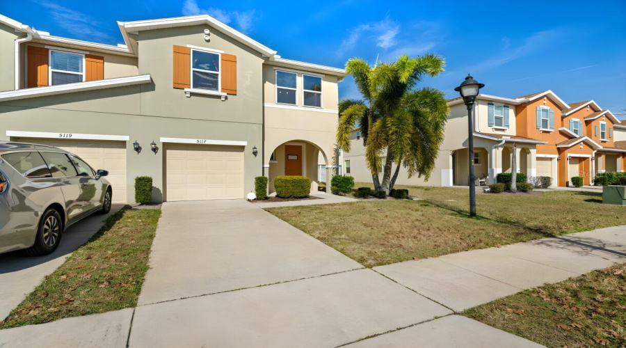 KISSIMMEE, Florida 34746, 4 Bedrooms Bedrooms, ,3 BathroomsBathrooms,Residential,For Sale,KILLARNEY,0,MFRO6292098