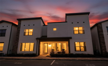 DAVENPORT, Florida 33896, 4 Bedrooms Bedrooms, ,3 BathroomsBathrooms,Residential,For Sale,VILLA DOMANI,0,MFRO6361748