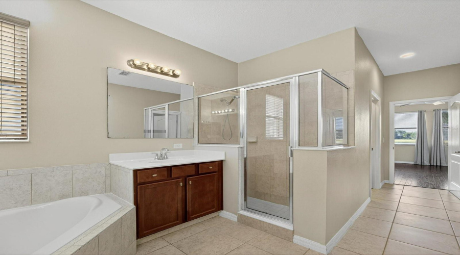 KISSIMMEE, Florida 34746, 4 Bedrooms Bedrooms, ,3 BathroomsBathrooms,Residential,For Sale,TROPHY BASS,0,MFRO6363370