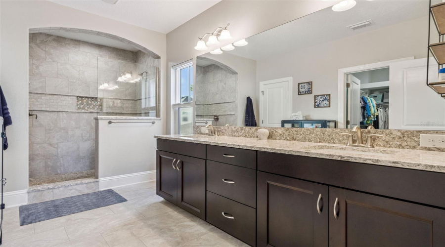 CELEBRATION, Florida 34747, 3 Bedrooms Bedrooms, ,2 BathroomsBathrooms,Residential,For Sale,RESOLUTE,0,MFRO6363192