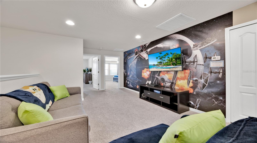 KISSIMMEE, Florida 34747, 5 Bedrooms Bedrooms, ,4 BathroomsBathrooms,Residential,For Sale,ADRIATICO,0,MFRO6363446