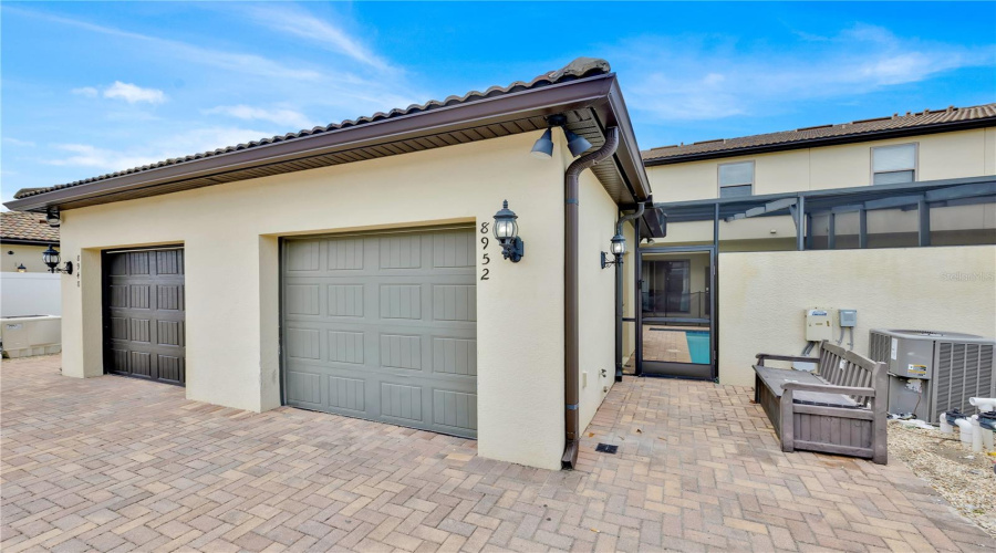 KISSIMMEE, Florida 34747, 5 Bedrooms Bedrooms, ,4 BathroomsBathrooms,Residential,For Sale,ADRIATICO,0,MFRO6363446
