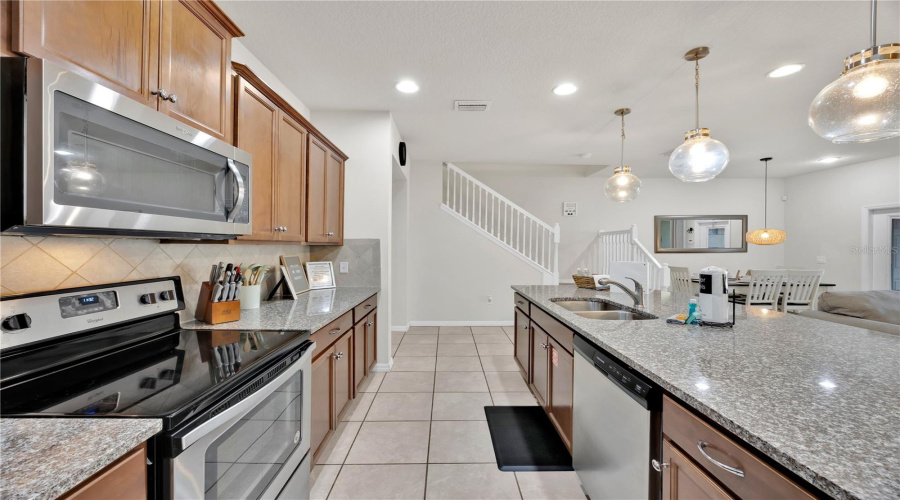 KISSIMMEE, Florida 34747, 5 Bedrooms Bedrooms, ,4 BathroomsBathrooms,Residential,For Sale,ADRIATICO,0,MFRO6363446