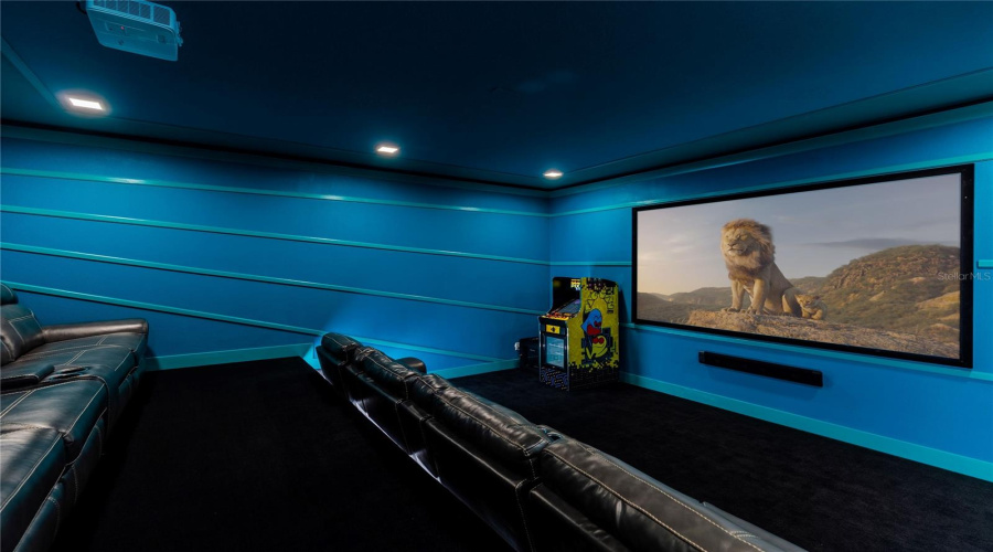 KISSIMMEE, Florida 34747, 9 Bedrooms Bedrooms, ,6 BathroomsBathrooms,Residential,For Sale,NASSAU POINT,0,MFRS5139275