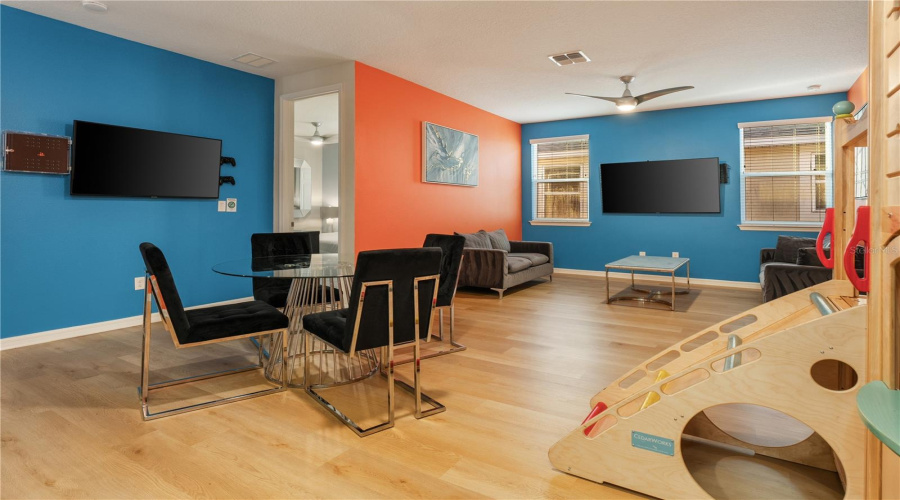 KISSIMMEE, Florida 34747, 9 Bedrooms Bedrooms, ,6 BathroomsBathrooms,Residential,For Sale,NASSAU POINT,0,MFRS5139275