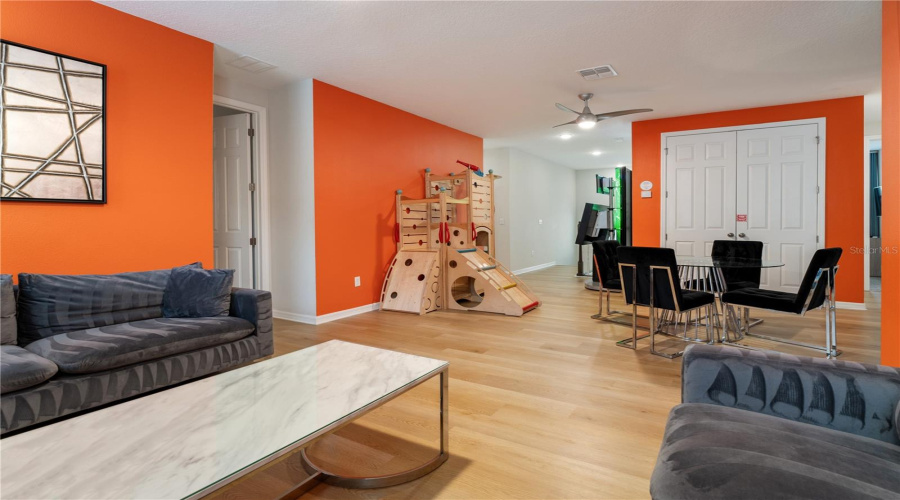 KISSIMMEE, Florida 34747, 9 Bedrooms Bedrooms, ,6 BathroomsBathrooms,Residential,For Sale,NASSAU POINT,0,MFRS5139275