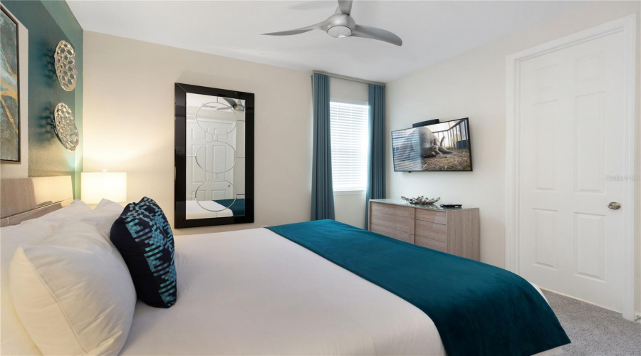 KISSIMMEE, Florida 34747, 9 Bedrooms Bedrooms, ,6 BathroomsBathrooms,Residential,For Sale,NASSAU POINT,0,MFRS5139275