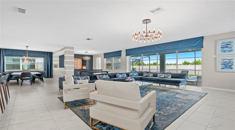 KISSIMMEE, Florida 34747, 9 Bedrooms Bedrooms, ,6 BathroomsBathrooms,Residential,For Sale,NASSAU POINT,0,MFRS5139275