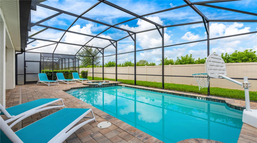 KISSIMMEE, Florida 34747, 9 Bedrooms Bedrooms, ,6 BathroomsBathrooms,Residential,For Sale,NASSAU POINT,0,MFRS5139275