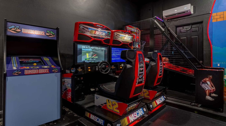 REUNION, Florida 34747, 6 Bedrooms Bedrooms, ,5 BathroomsBathrooms,Residential,For Sale,LOXAHATCHEE,0,MFRO6363230