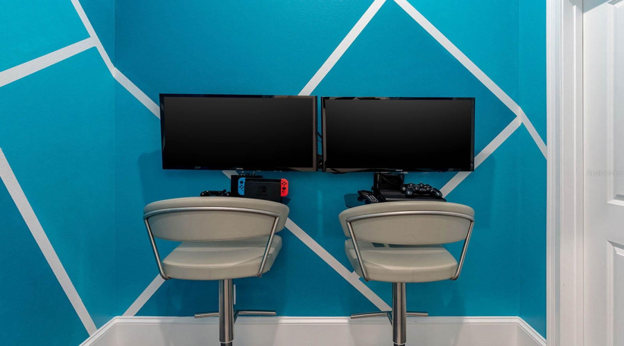 REUNION, Florida 34747, 6 Bedrooms Bedrooms, ,5 BathroomsBathrooms,Residential,For Sale,LOXAHATCHEE,0,MFRO6363230