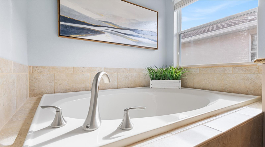 KISSIMMEE, Florida 34747, 5 Bedrooms Bedrooms, ,5 BathroomsBathrooms,Residential,For Sale,MAJESTY PALM,0,MFRO6361150