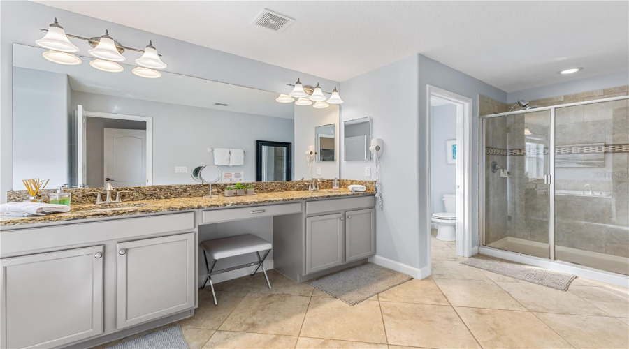 KISSIMMEE, Florida 34747, 5 Bedrooms Bedrooms, ,5 BathroomsBathrooms,Residential,For Sale,MAJESTY PALM,0,MFRO6361150