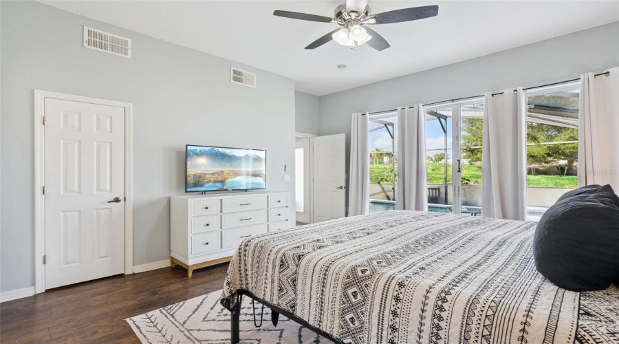 DAVENPORT, Florida 33837, 5 Bedrooms Bedrooms, ,3 BathroomsBathrooms,Residential,For Sale,VIZCAY,0,MFRO6362115