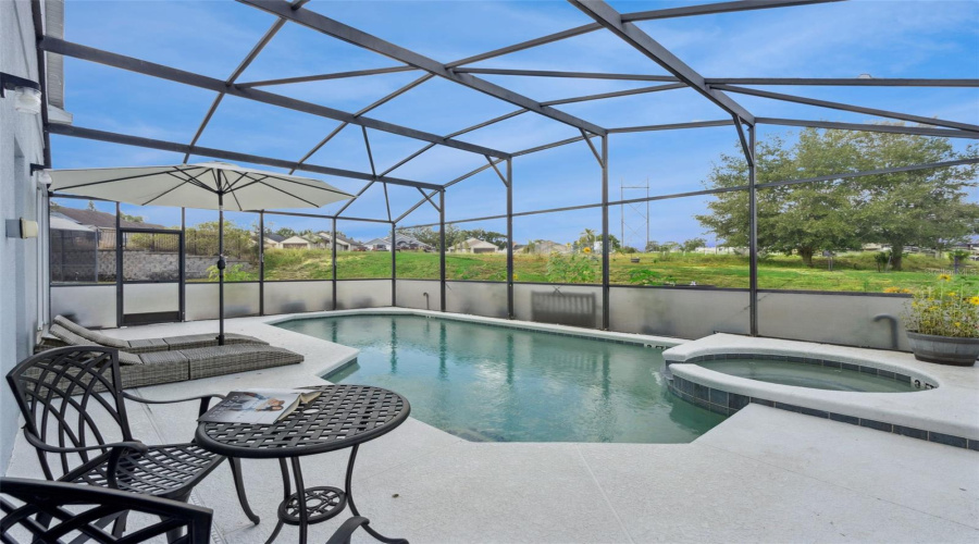 DAVENPORT, Florida 33837, 5 Bedrooms Bedrooms, ,3 BathroomsBathrooms,Residential,For Sale,VIZCAY,0,MFRO6362115