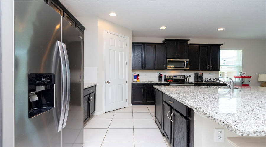 KISSIMMEE, Florida 34747, 7 Bedrooms Bedrooms, ,6 BathroomsBathrooms,Residential,For Sale,PELICAN COVE,0,MFRO6363608