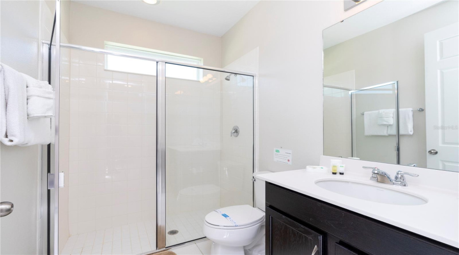 KISSIMMEE, Florida 34747, 7 Bedrooms Bedrooms, ,6 BathroomsBathrooms,Residential,For Sale,PELICAN COVE,0,MFRO6363608