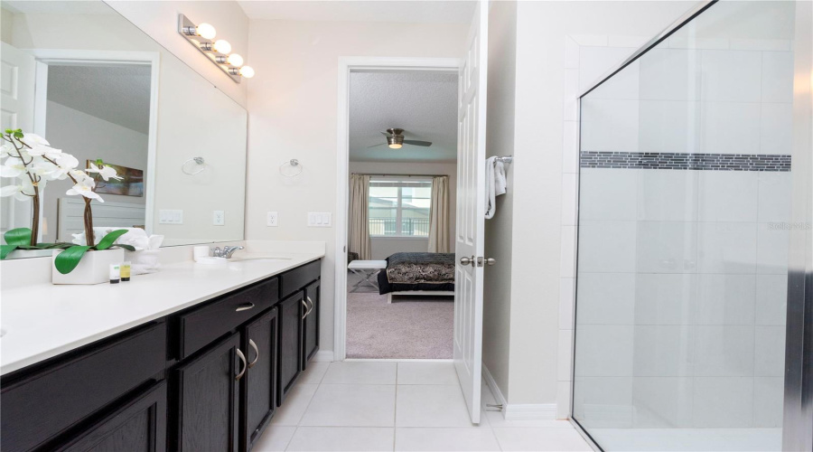 KISSIMMEE, Florida 34747, 7 Bedrooms Bedrooms, ,6 BathroomsBathrooms,Residential,For Sale,PELICAN COVE,0,MFRO6363608