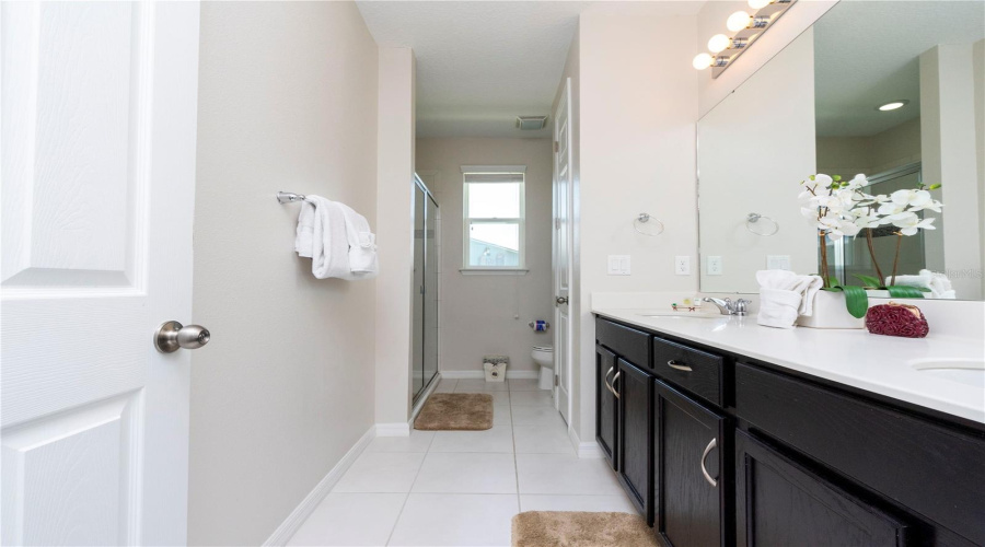 KISSIMMEE, Florida 34747, 7 Bedrooms Bedrooms, ,6 BathroomsBathrooms,Residential,For Sale,PELICAN COVE,0,MFRO6363608