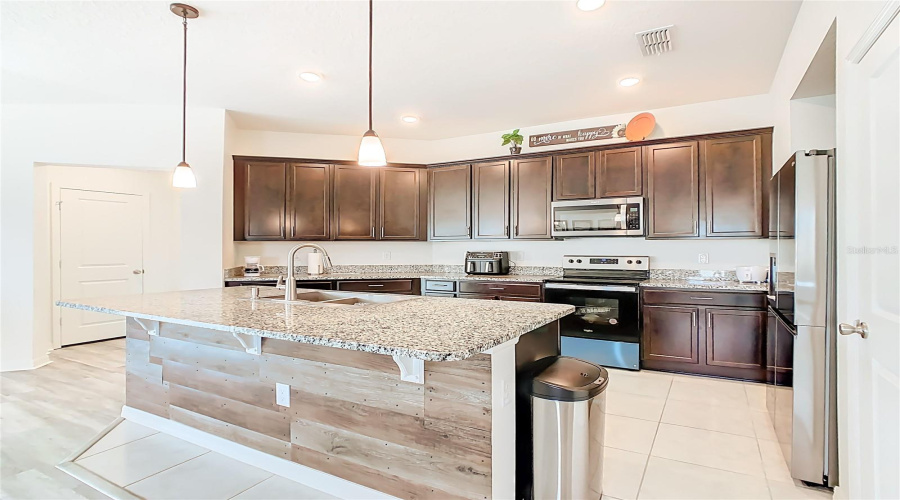 Address not available!, 4 Bedrooms Bedrooms, ,2 BathroomsBathrooms,Residential,For Sale,0,MFRS5139341