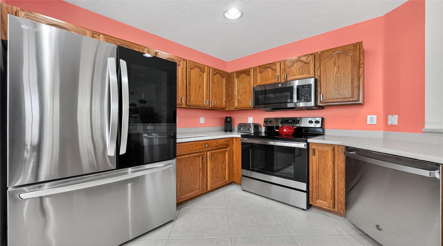 KISSIMMEE, Florida 34747, 2 Bedrooms Bedrooms, ,2 BathroomsBathrooms,Residential,For Sale,SPRING PARK,0,MFRS5139338