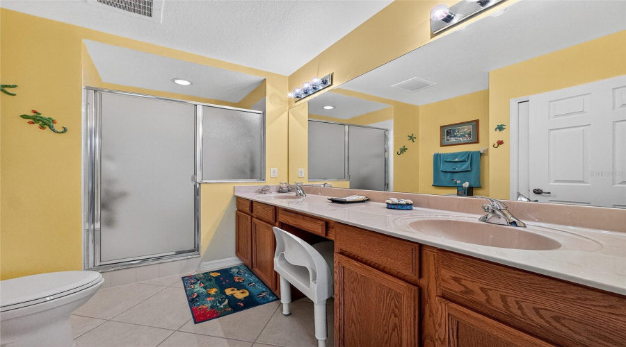 KISSIMMEE, Florida 34747, 2 Bedrooms Bedrooms, ,2 BathroomsBathrooms,Residential,For Sale,SPRING PARK,0,MFRS5139338