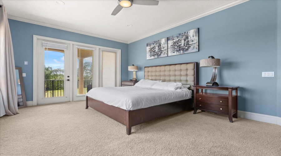 Primary Bedroom (Upstairs)