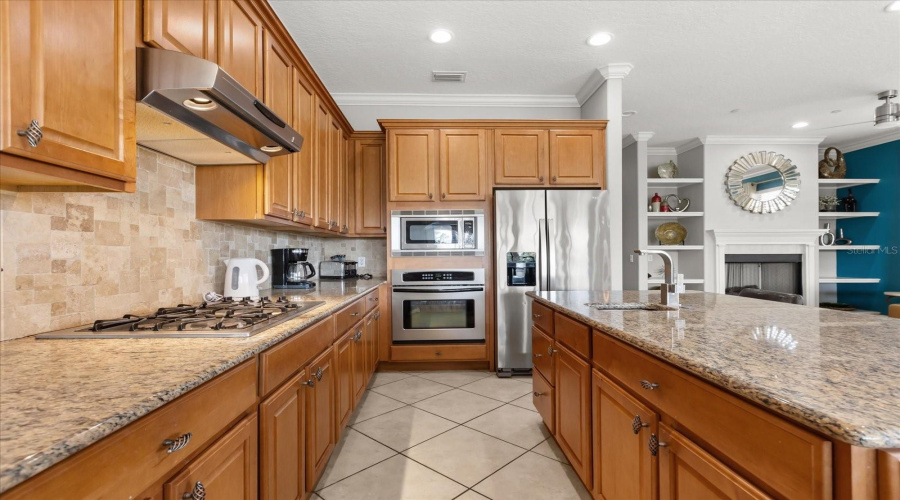 KISSIMMEE, Florida 34747, 6 Bedrooms Bedrooms, ,4 BathroomsBathrooms,Residential,For Sale,GOLDEN BEAR,0,MFRS5127118