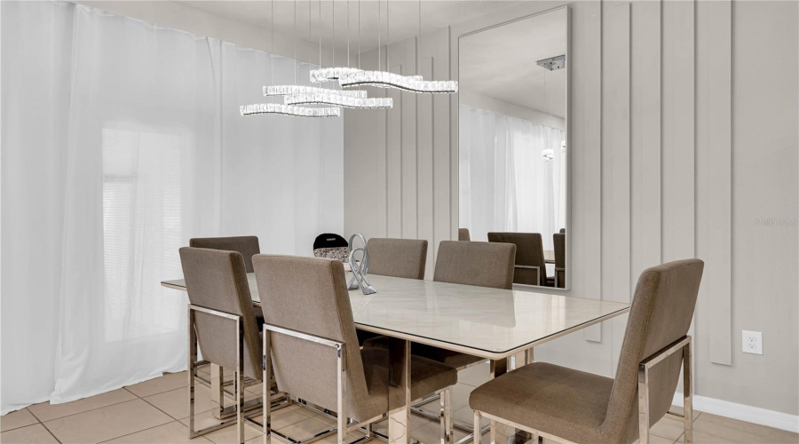 DAVENPORT, Florida 33897, 5 Bedrooms Bedrooms, ,4 BathroomsBathrooms,Residential,For Sale,PARADISE,0,MFRO6363666