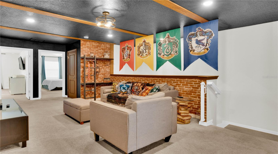 DAVENPORT, Florida 33897, 5 Bedrooms Bedrooms, ,4 BathroomsBathrooms,Residential,For Sale,PARADISE,0,MFRO6363666