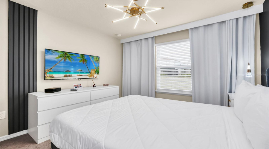 DAVENPORT, Florida 33897, 5 Bedrooms Bedrooms, ,4 BathroomsBathrooms,Residential,For Sale,PARADISE,0,MFRO6362520