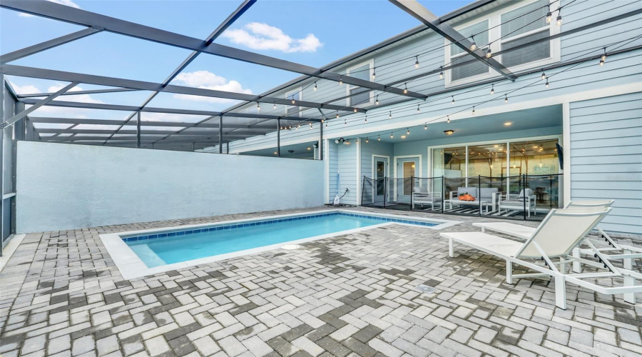 DAVENPORT, Florida 33897, 5 Bedrooms Bedrooms, ,4 BathroomsBathrooms,Residential,For Sale,PARADISE,0,MFRO6362520