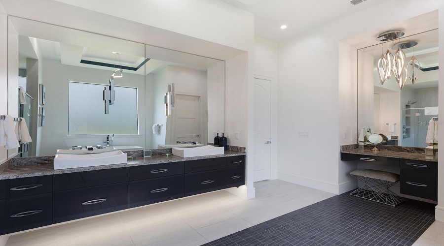 REUNION, Florida 34747, 9 Bedrooms Bedrooms, ,9 BathroomsBathrooms,Residential,For Sale,GOLDEN BEAR,0,MFRO6363480