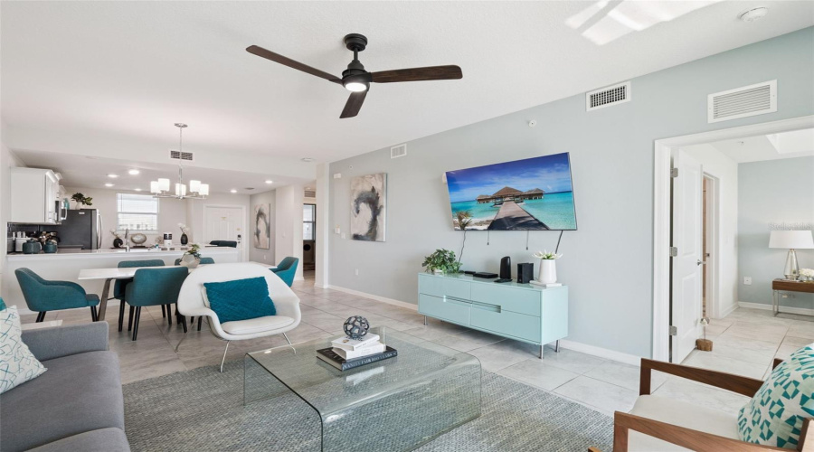 KISSIMMEE, Florida 34746, 2 Bedrooms Bedrooms, ,2 BathroomsBathrooms,Residential,For Sale,PARADOX,0,MFRO6353358