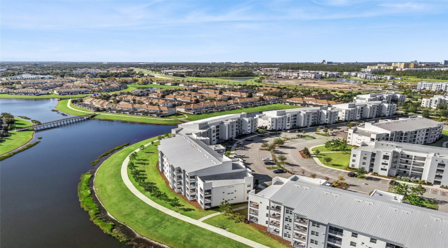 KISSIMMEE, Florida 34746, 2 Bedrooms Bedrooms, ,2 BathroomsBathrooms,Residential,For Sale,PARADOX,0,MFRO6353358