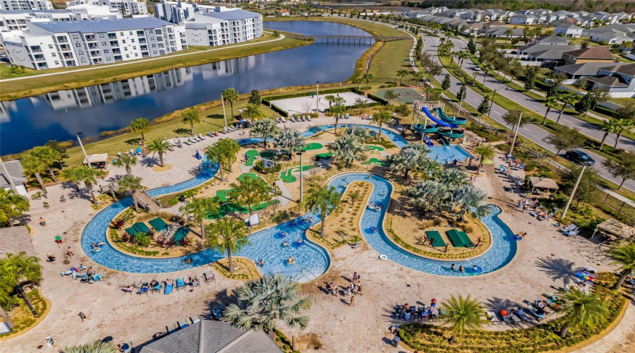 KISSIMMEE, Florida 34746, 2 Bedrooms Bedrooms, ,2 BathroomsBathrooms,Residential,For Sale,PARADOX,0,MFRO6353358