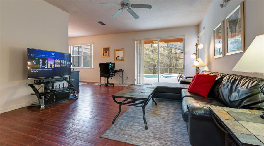 DAVENPORT, Florida 33896, 4 Bedrooms Bedrooms, ,3 BathroomsBathrooms,Residential,For Sale,ROYAL RIDGE,0,MFRS5139150