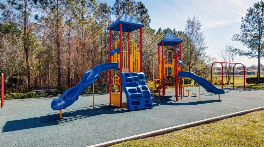 DAVENPORT, Florida 33896, 4 Bedrooms Bedrooms, ,3 BathroomsBathrooms,Residential,For Sale,ROYAL RIDGE,0,MFRS5139150