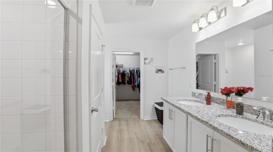 DAVENPORT, Florida 33896, 4 Bedrooms Bedrooms, ,2 BathroomsBathrooms,Residential,For Sale,OSCRAFT,0,MFRO6363682