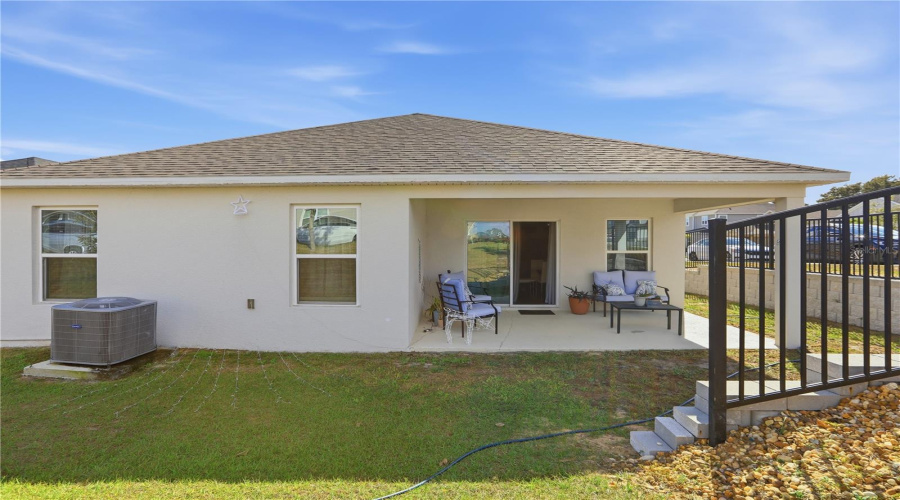 DAVENPORT, Florida 33896, 4 Bedrooms Bedrooms, ,2 BathroomsBathrooms,Residential,For Sale,OSCRAFT,0,MFRO6363682
