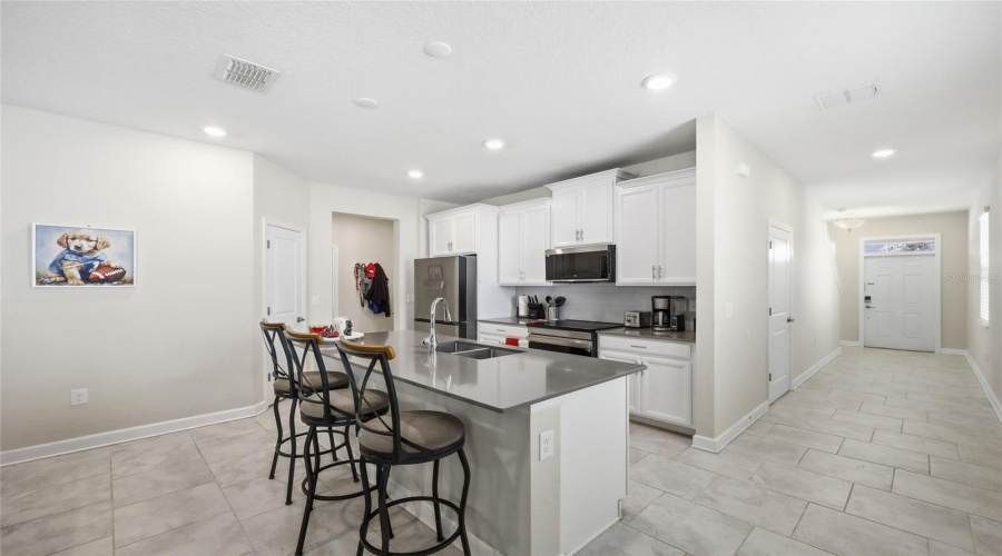 KISSIMMEE, Florida 34746, 3 Bedrooms Bedrooms, ,2 BathroomsBathrooms,Residential,For Sale,SEVEN CANYONS,0,MFRL4957573