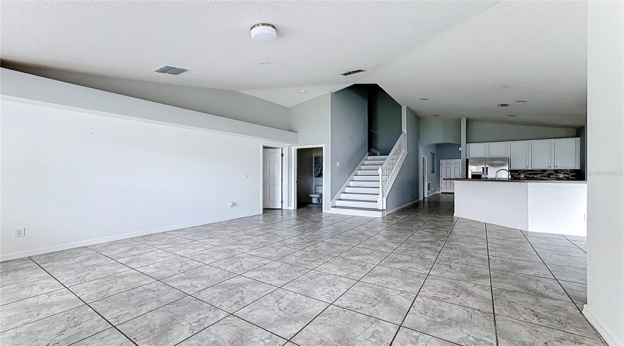 KISSIMMEE, Florida 34746, 4 Bedrooms Bedrooms, ,2 BathroomsBathrooms,Residential,For Sale,EAGLE CLIFF,0,MFRO6341518